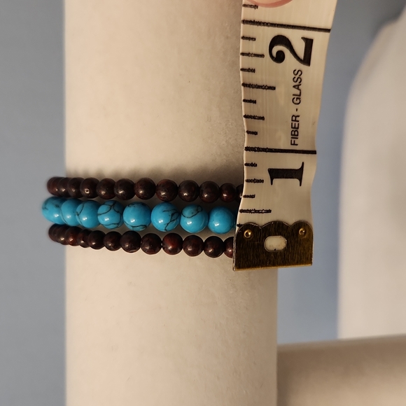 2/$20 Handmade memory wire bracelet - Picture 4 of 5